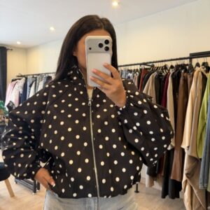 VESTE A POIS NOIR