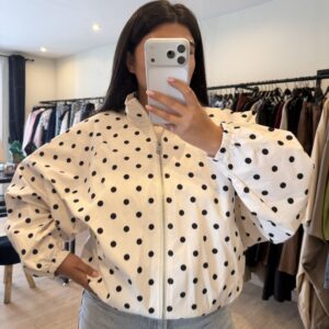 VESTE A POIS BLANCHE